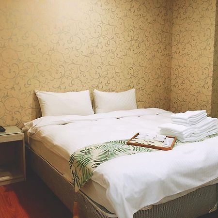 Mini Box Hotel Тайбэй Экстерьер фото