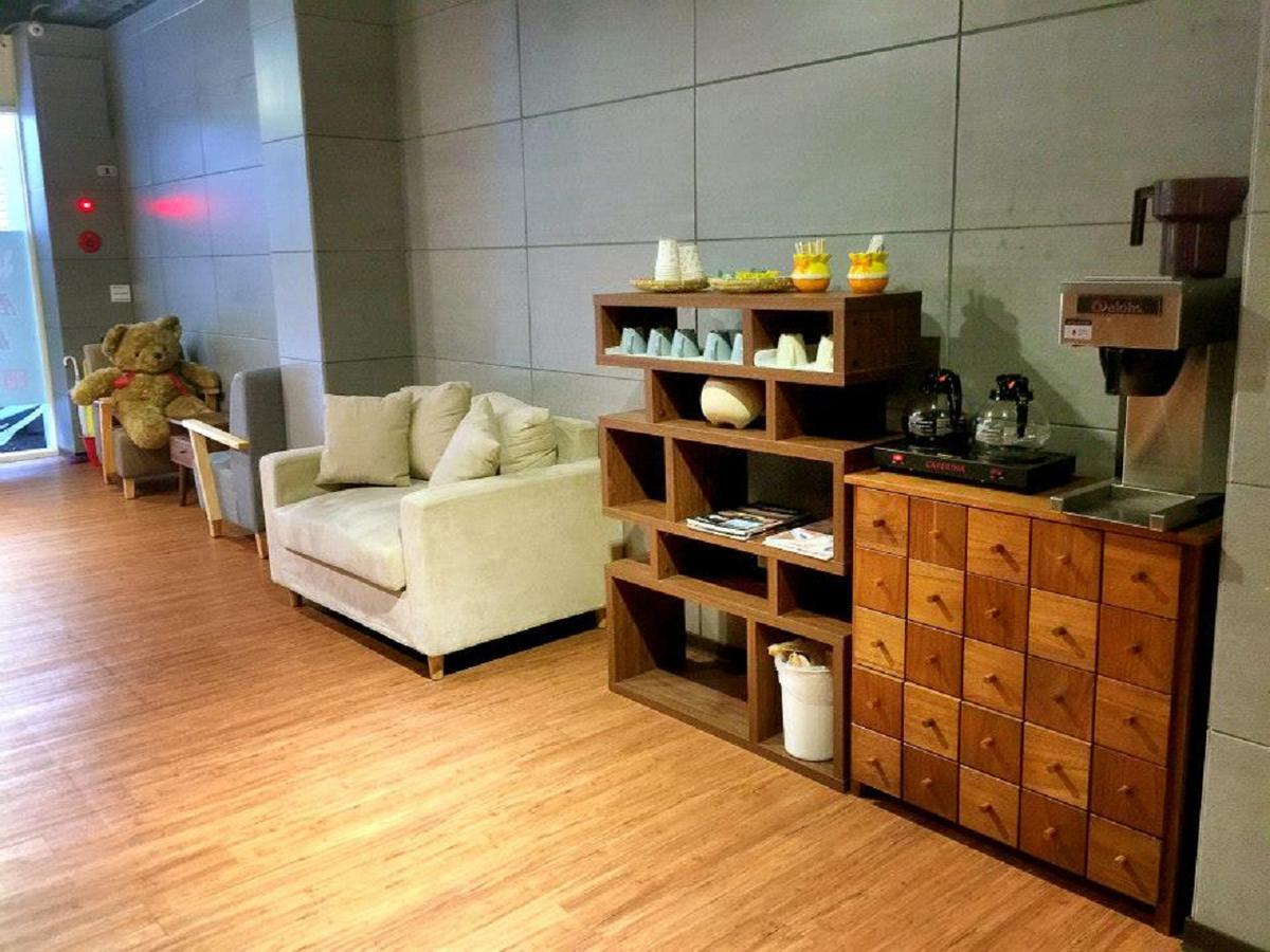 Mini Box Hotel Тайбэй Экстерьер фото