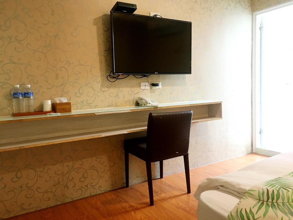 Mini Box Hotel Тайбэй Экстерьер фото