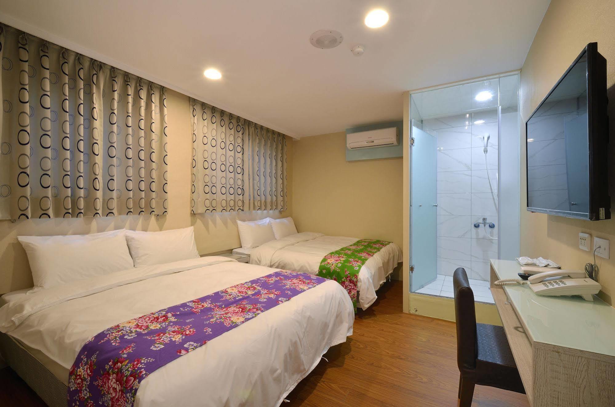 Mini Box Hotel Тайбэй Экстерьер фото